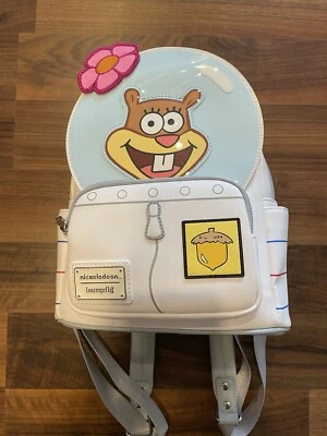 Loungefly Nickelodeon Sandy Mini Rucksack - Bild 1 von 4