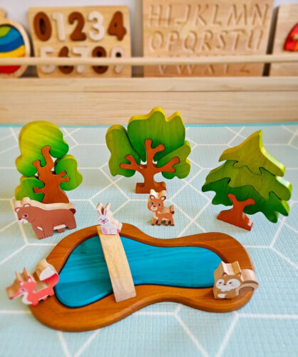 QToys USA Woodland Animal Play Set - Picture 3 of 4