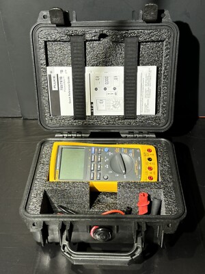 Fluke 789 ProcessMeter with Pelican Extreme Case