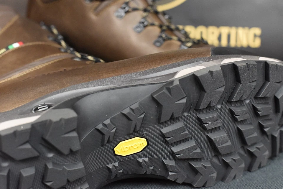 Zamberlan 1005 Hunter Pro GTX® RR Wide Last Waterproof Hunting High Boots - Image 3 of 3