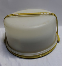 Vintage Tupperware 4 piece Cake Carrier w/ Interior Stand Golden Yellow