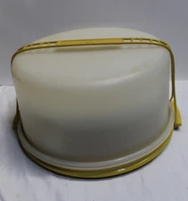 Vintage Tupperware  4 piece Cake Carrier w/ Interior Stand  Golden Yellow