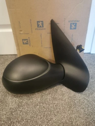 GENUINE PEUGEOT 206 04-09 RIGHT SIDE MANUAL, ELECTRIC HEATED DOOR MIRROR 
