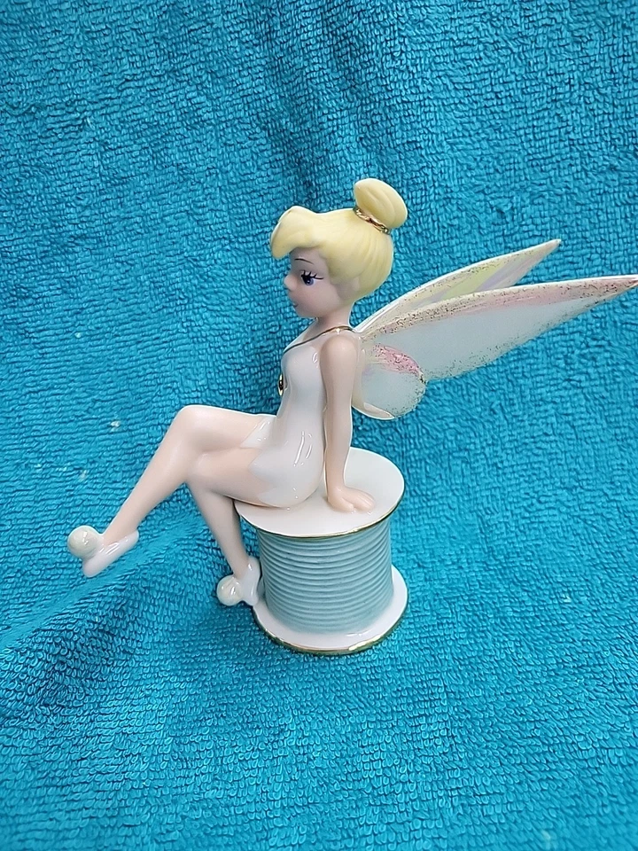 Collar Piedra Natal Naranja Campanilla Perfección Disney Showcase por Lenox Pixie Foto 4 de 4