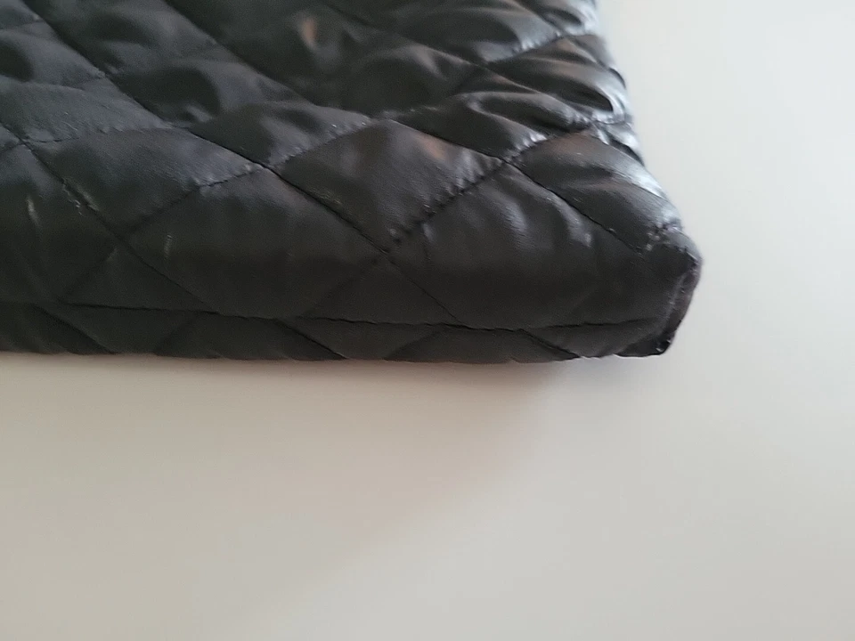 Dkny Maya Quilted Nylon Black Crossbody Purse EC Puffer - Image 4 of 4