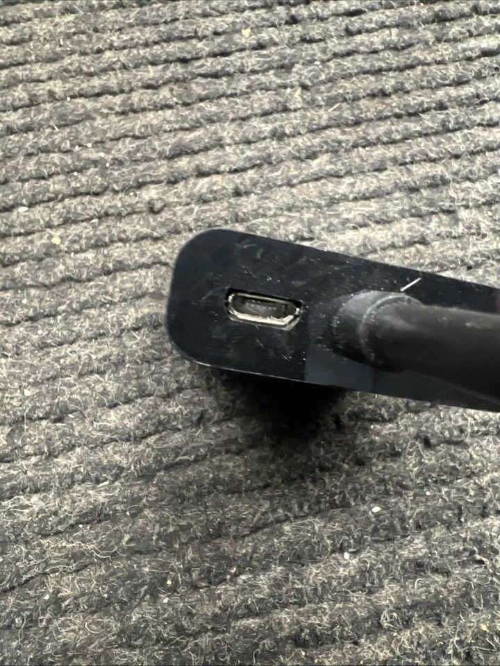 Manhattan HDMI To VGA Converter - Image 2 of 4