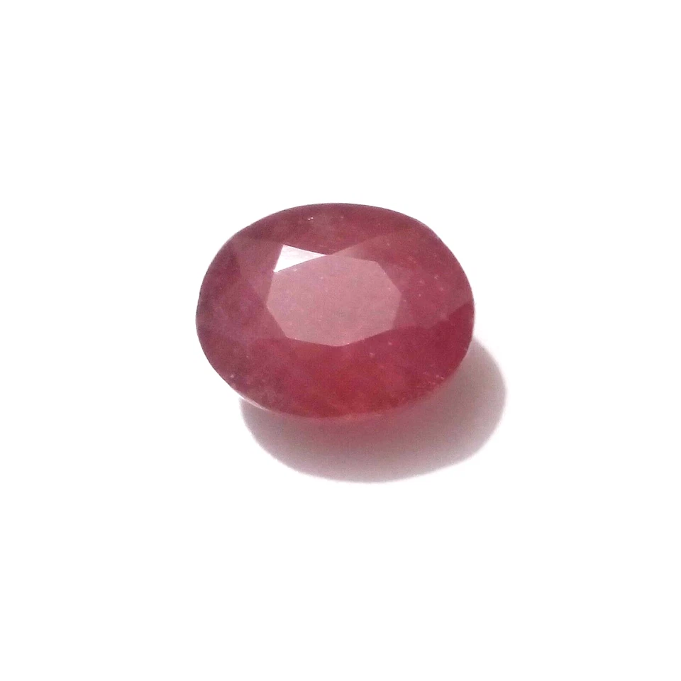 Excellent Superb African Red Ruby Faceted Oval Shape 3.75 Crt Loose Gemstone - Image 2 of 4