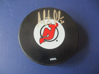 Martin Brodeur autographed signed logo puck NHL New Jersey Devils