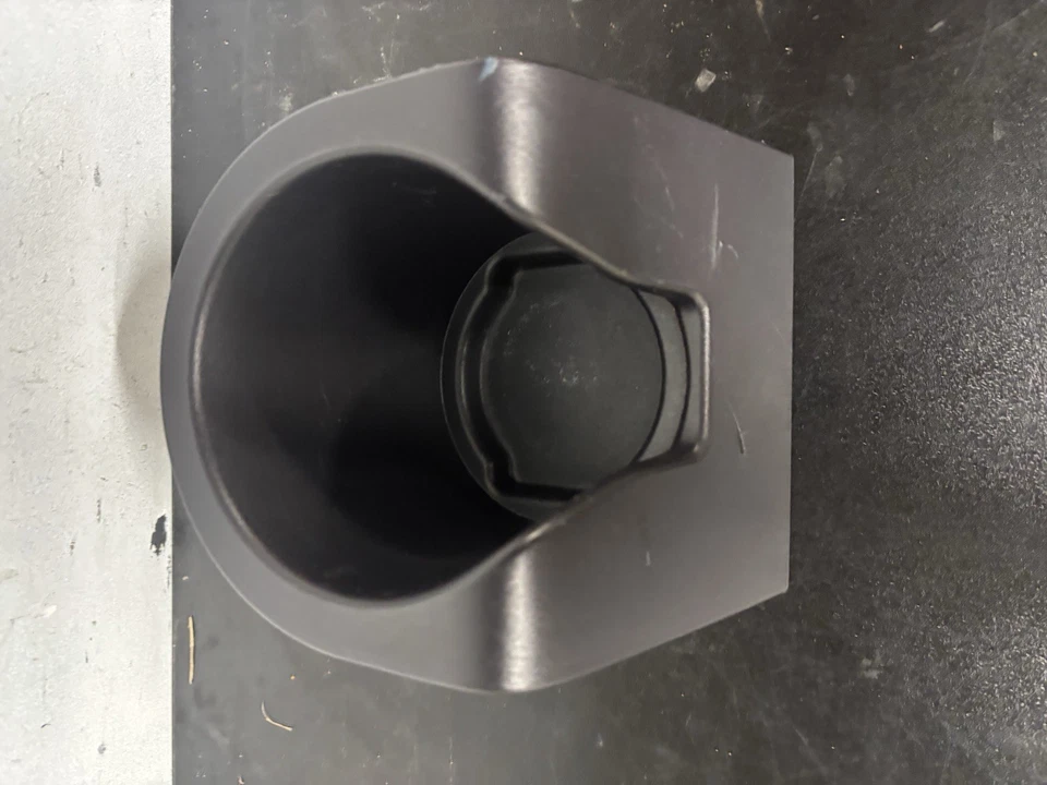 03-06 林肯 Navigatior 第三排杯架 LH 原始设备制造商  — 第 2/4 张图片