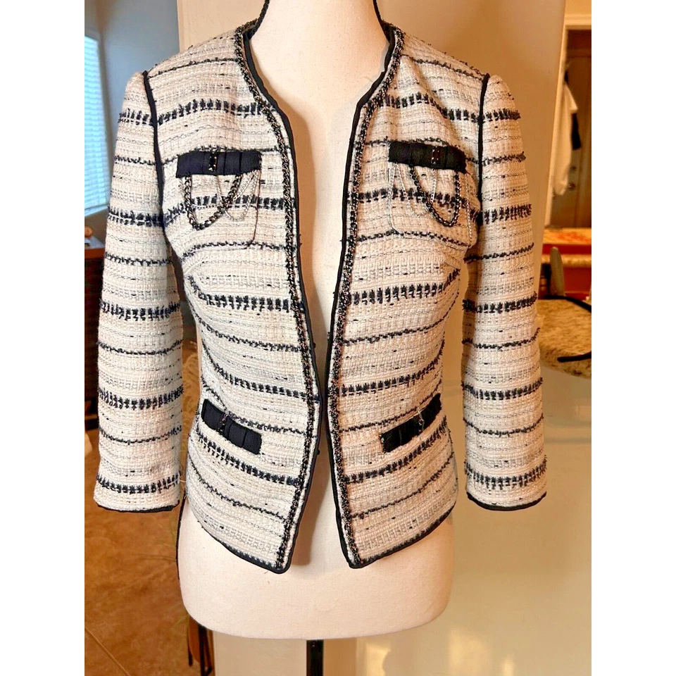 White House Black Market Cropped Tweed Blazer Size 0 - Image 2 of 4