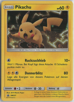 Pokemon TCG Pikachu SM227 Sun & Moon Black Star Promo Holo Deutsch Good