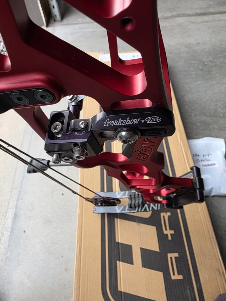 Hoyt Invicta 37 diestro Foto 3 de 4