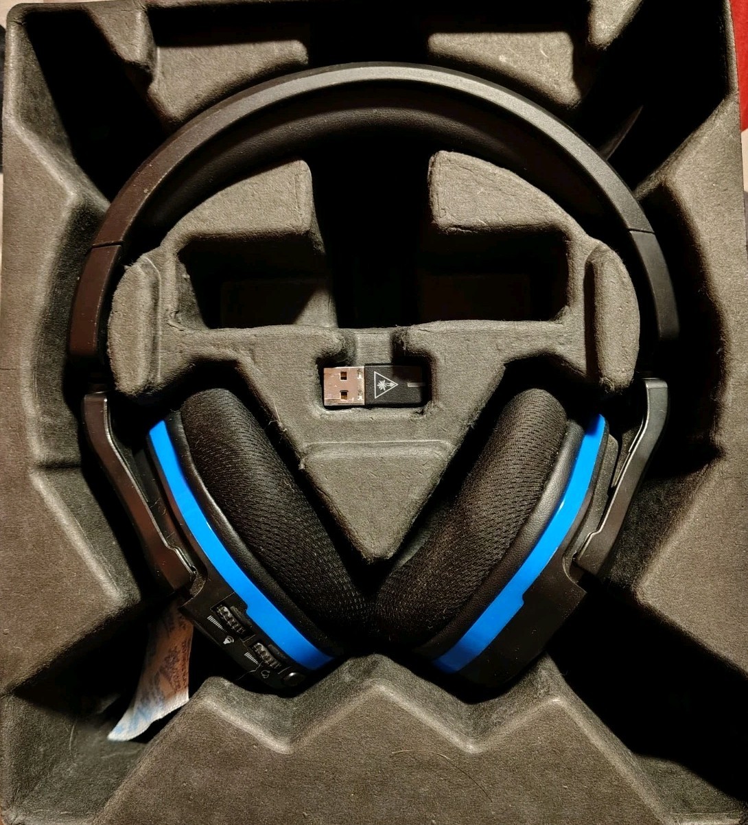 Picture 1 of 10