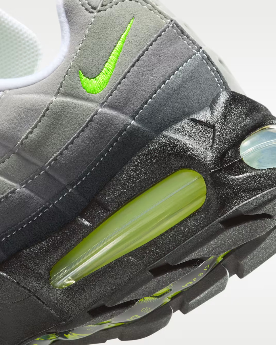 Nike Air Max 95 OG NEON BIG BUBBLE HM4740-001 SIZE US 10 (BRAND NEW WITH BOX) — product photo 8 of 10