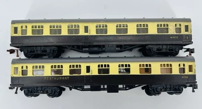 Vintage Jouef HO Gauge coaches x 2 W1725 & W15772 - Image 1 of 4