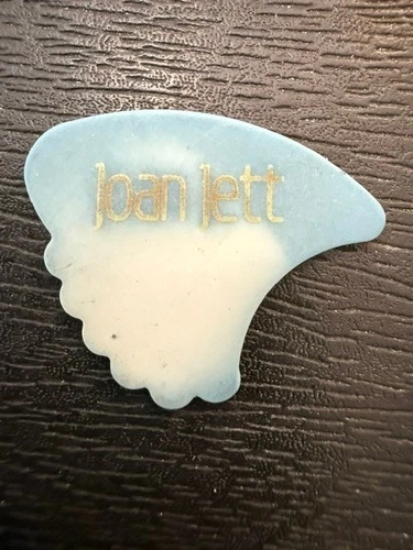 JOAN JETT /  1990'S  /  FADED ON FRONT  /  FIN SHAPED /  RARE  TOUR GUITAR PICK
