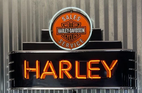 Authentic Vintage Harley-Davidson Neon Sign – Works – 24″ x 36″
