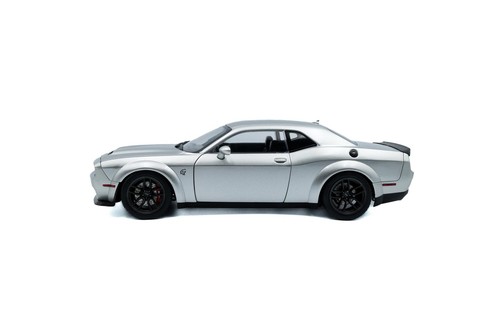 1:18 2023 Dodge Challenger SRT Hellcat Redeye Widebody -- Silver -- Solido - Picture 2 of 8
