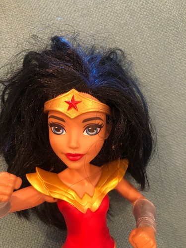 Mattel DC Comics Super Hero Wonder Woman 12" Action Figure Doll,Rope, Lights Up - Picture 2 of 5