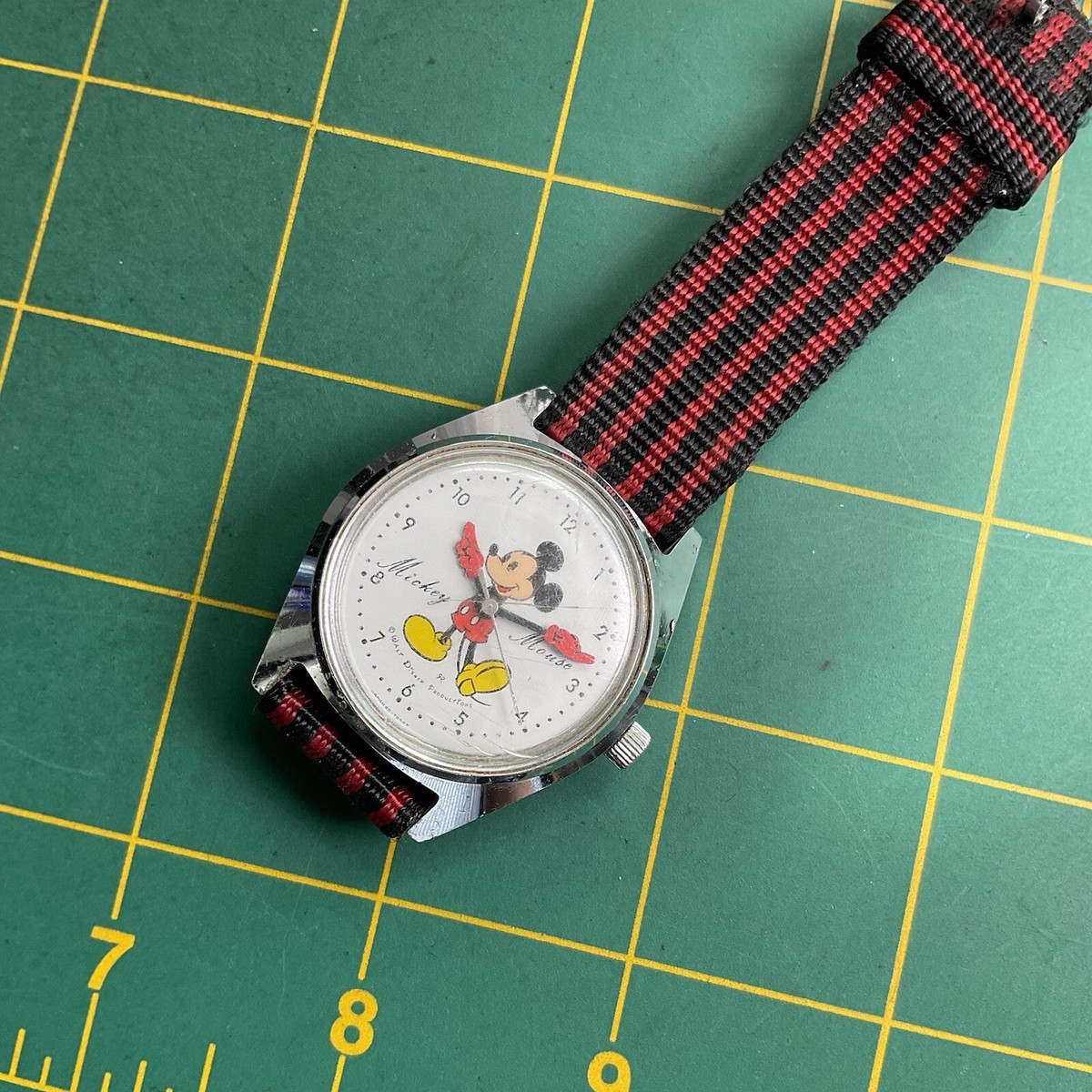 Vintage SEIKO TOMONY DISNEY TIME 5000-7000 MICKEY MOUSE HAND