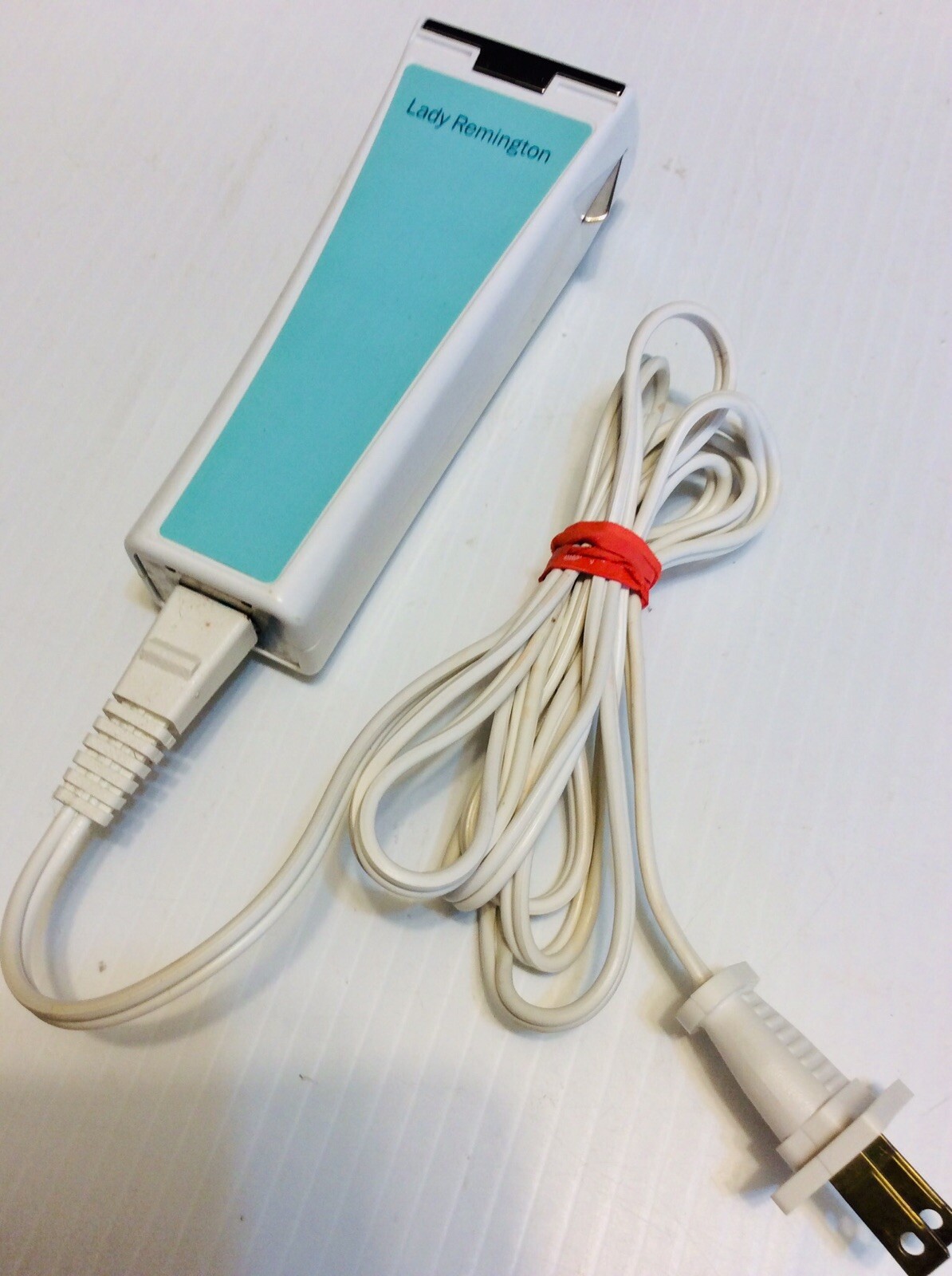 Vintage Lady Remington Electric Shaver Razor Model 6M2L1 Tested