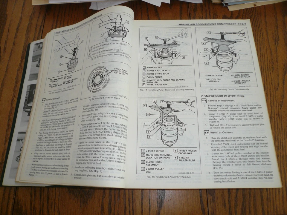Cadillac 1991 manual de información de servicio - fabricante de equipos originales vintage - Eldorado y Sevilla Foto 3 de 4