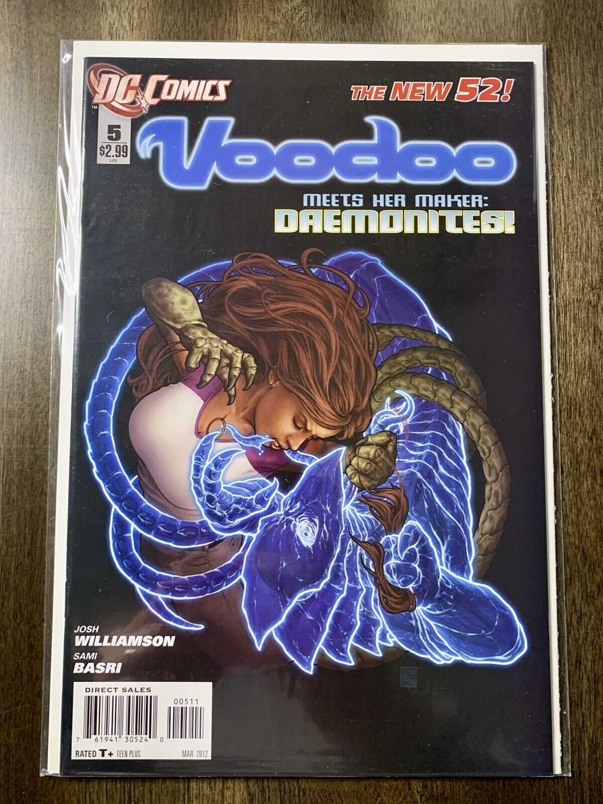 Voodoo #5 (DC Comics, March 2012) Comic Book