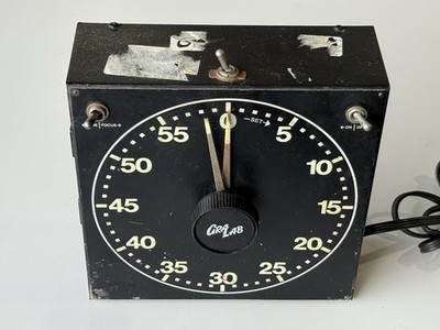 Vintage GraLab Model 300 Photographic Dark Room Timer Illuminated Tested & Works