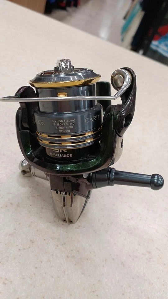 Shimano Cardiff Area 1000S Spinnrolle, 5,3:1 Übersetzung, gebraucht - Bild 2 von 4