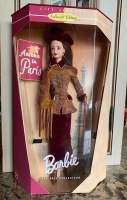 VTG 1998 Barbie Fall Collection Autumn in Paris City Season