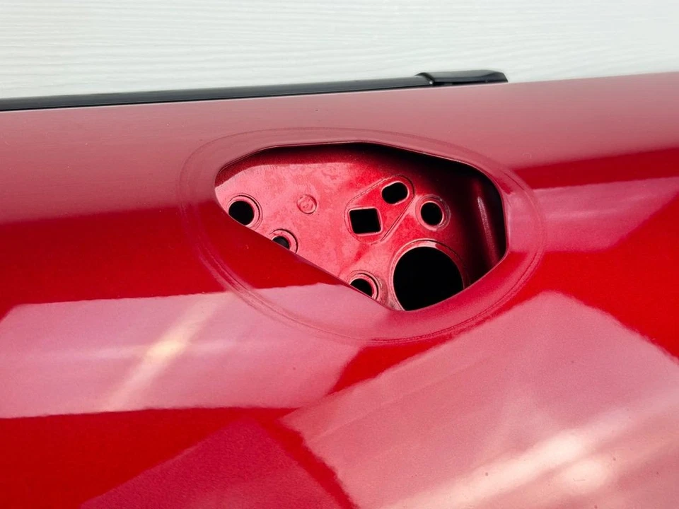 Mazda MX-5 ND (MK4) 2015 puerta derecha (coupé) N24358010 41V Soul Red Metallic Foto 2 de 4