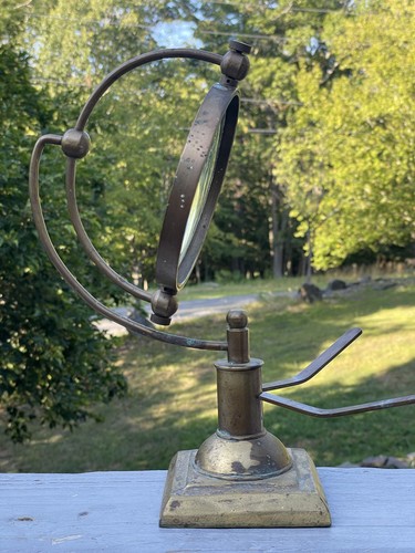 Antique - Vintage 20th C. Brass Magnifying Glass Candle Academia Art Mid-Century - Picture 2 of 11
