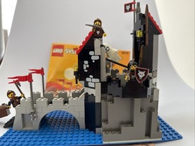 Lego Castle 6075 Wolfpack Tower - Complete 100% W Instructions