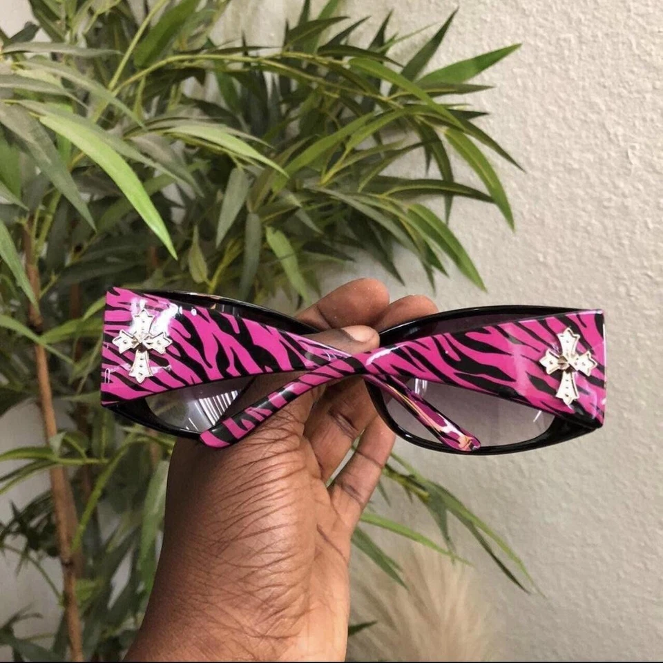 Gafas de sol cruzadas Y2K Mcbling Baddie Cyber Vixen de moda negras rosas Foto 3 de 4