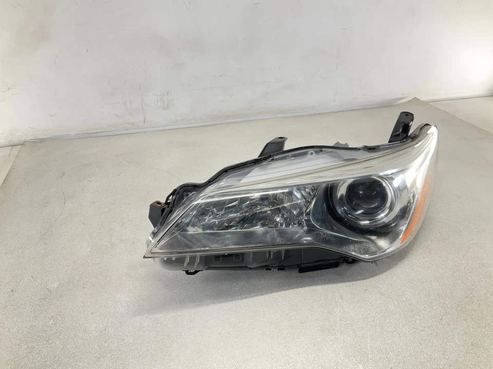 02-04 TOYOTA CAMRY Front Right Passenger Head Light Lamp - Image 3 of 4