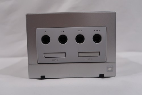 Nintendo GameCube Silver DOL-101 Video Game Console W/ Accesories & Memory Card - Picture 8 of 11