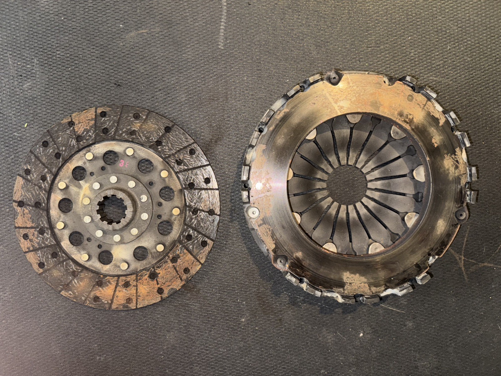Ferrari F355 Clutch P/N 157754