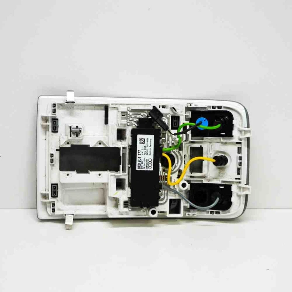 Audi A1 Sportback 8XA, 8XF Interior Light 8X0951177 8X0947135 1.6 Diesel 2657407 - Image 2 of 4