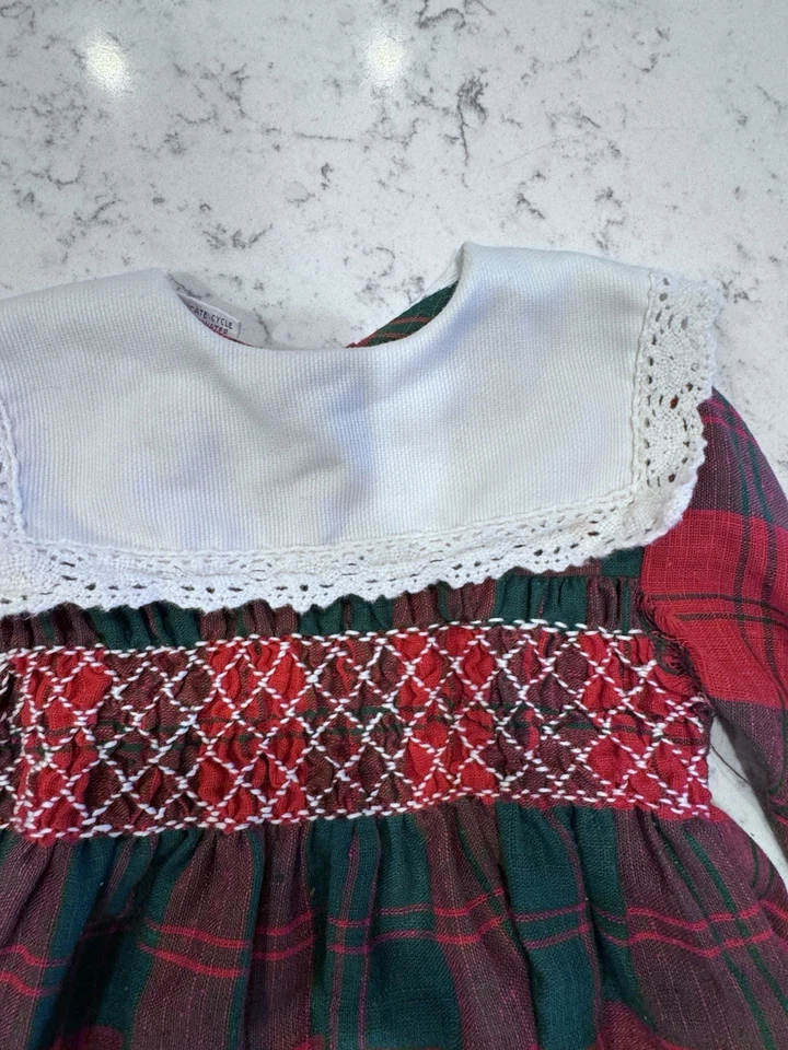 Vestido Polly Flinders Vintage Talla 2T Rojo Verde Cuadros Blanco Encaje Sujetador Calado a Mano Foto 2 de 4
