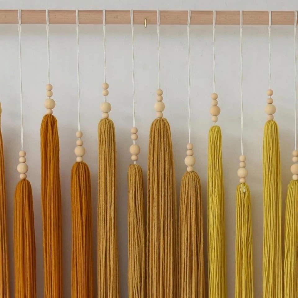 NUEVO Tapiz Boho Amarillo Anthropologie XL Macramé Hilo Teñido Colgante de Pared 40 x 45 Foto 2 de 4