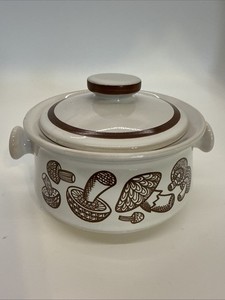 Mid Century Vintage Mushroom Oven safe Stoneware Covered Pot Casserole w/lid MCM