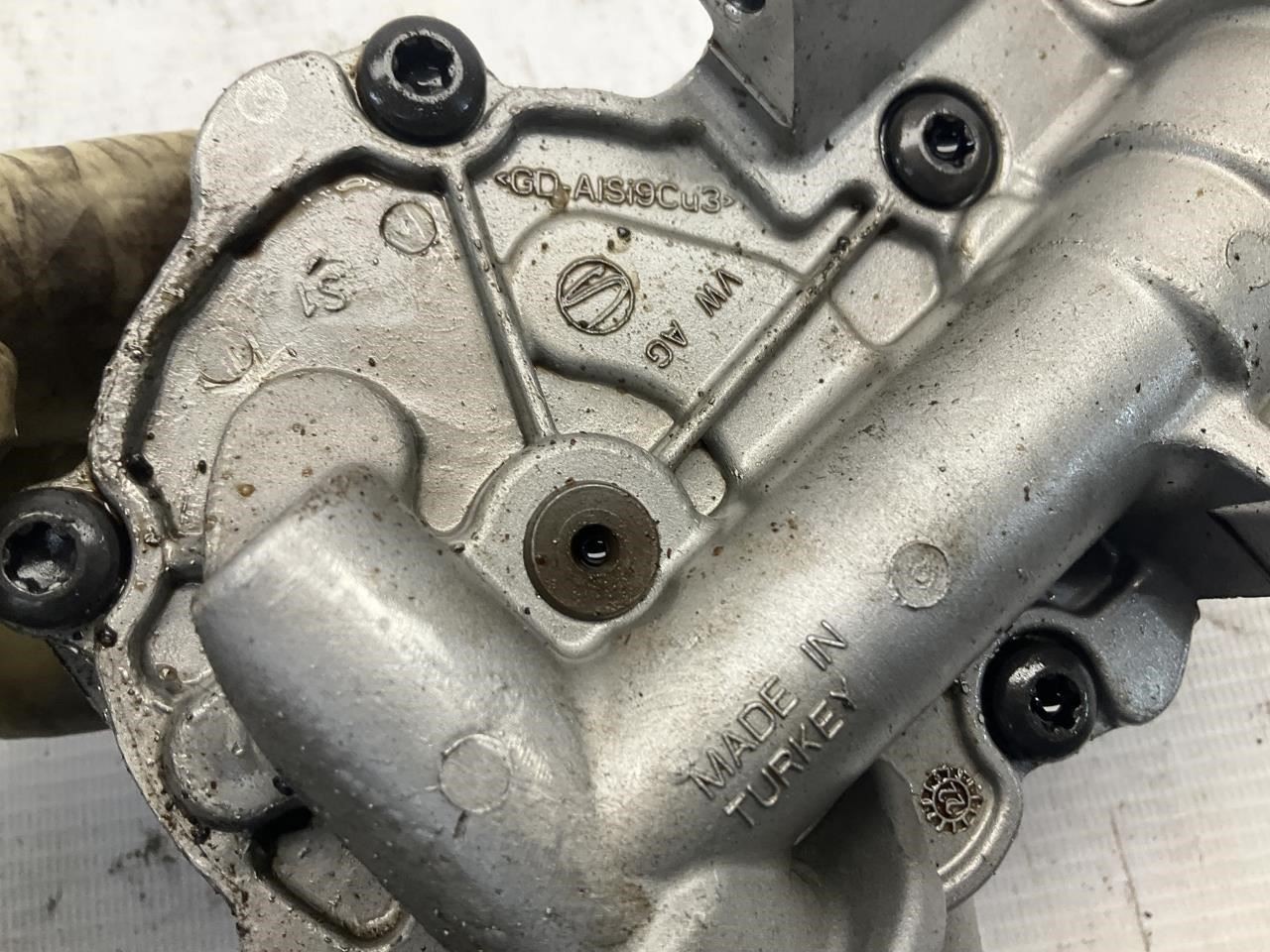 21-26 Bentley Bentayga 4.0L Twin Turbo Engine Oil Pump P
