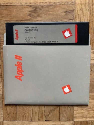 APPLE II Apple Works Pascal //c //e Diskette Pascal 5,25’’ Floppy Disk 1984