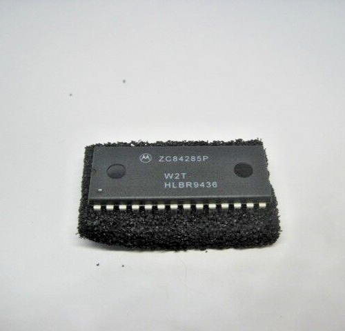 1pcs ZC84285P MCU IC DIP40 MOTOROLA - Imagen 2 de 2
