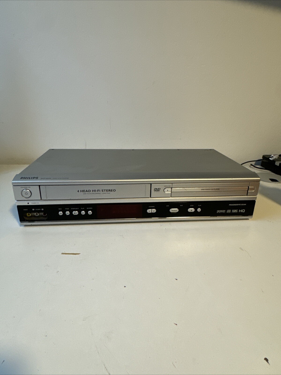 Philips VCR DVD Combo Player VHS Recorder DVP3050V 4 Head HiFi Stereo