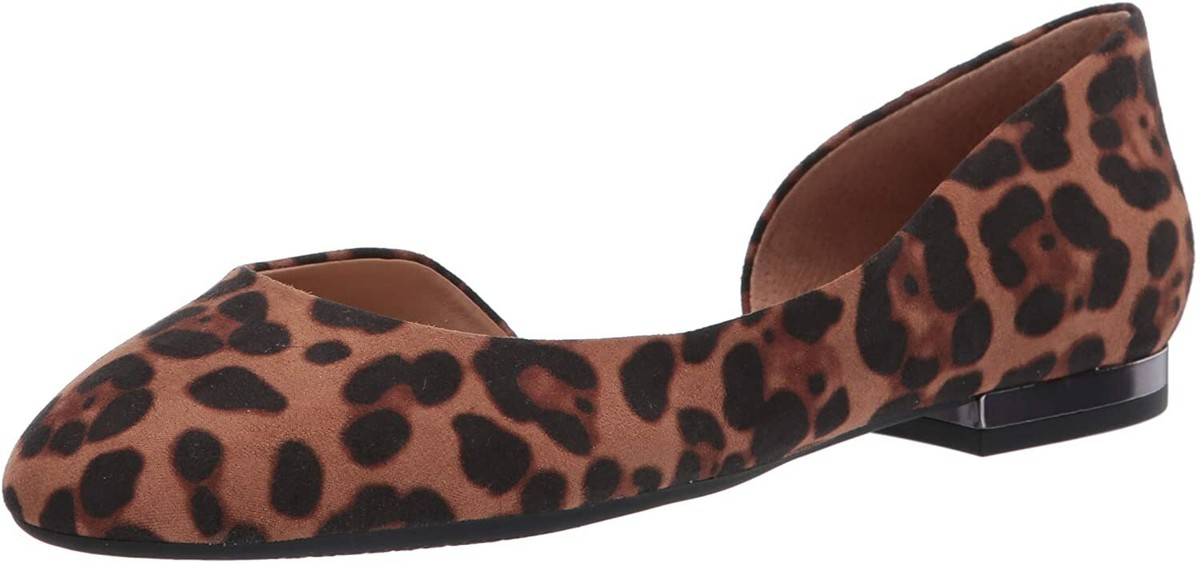 Jessica Simpson Women's Gabrina Ballet Flat, Natural Leopard