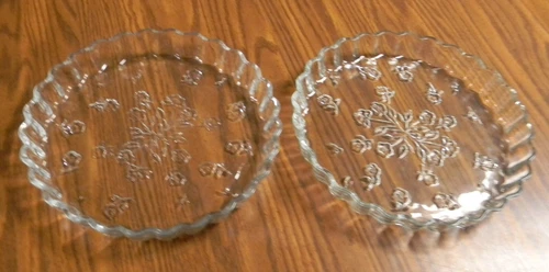*2* Vtg Anchor Hocking Savannah 10" Quiche Pie Pan Dish Glass Plate Floral Rose