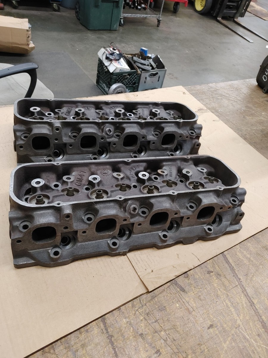 1968 Big Block Chevy BBC 396 427 Rectangle Port Heads