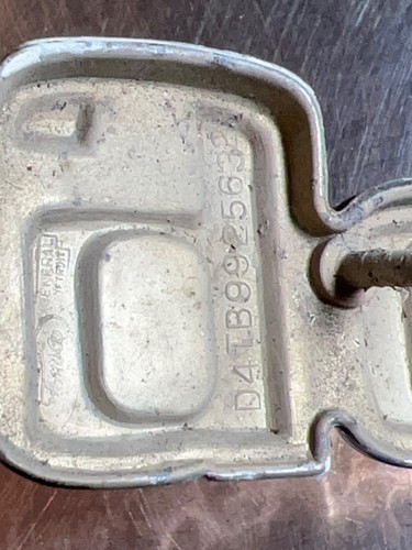 Vintage 1973 - 1979 Ford Truck F-100 F-250 Ranger Emblem D4TB-9925632-AA OEM - Foto 3 di 3