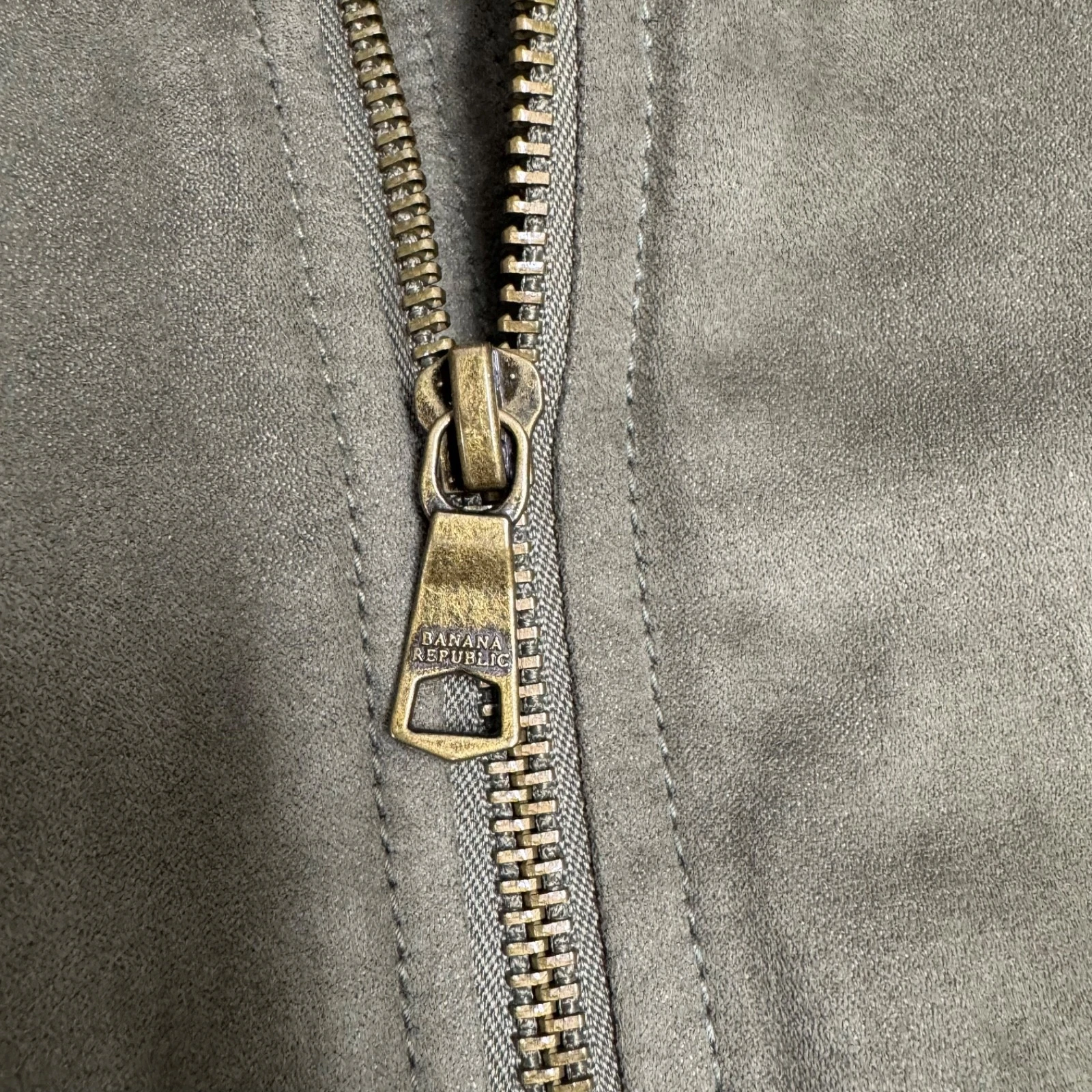 Banana Republic Men’s M Bomber Jacket Faux Vegan Suede Full Zip Pockets Green - product detail image 8
